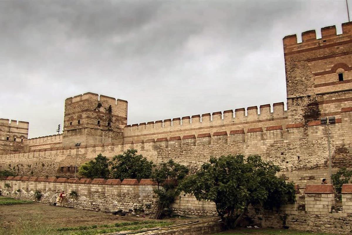 Απόρθητα Τείχη της Αρχαιότητας