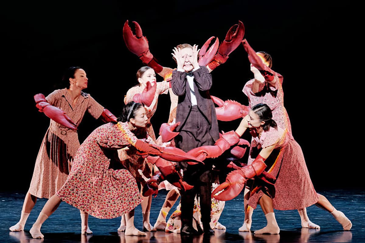 Alice των Amir Hosseinpour και Jonathan Lunn